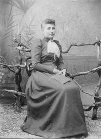 Photograph, Portrait of seated lady with book