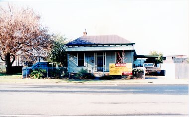 Photograph, House Removal. Victoria Street Rob Holloway, July 1996