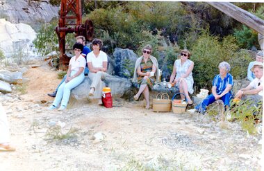 Photograph, Stawell Historical Society, Society visit to Heatherlie Quarry, 1983