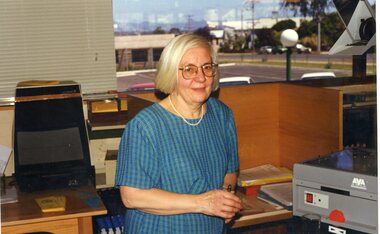 Photograph, Stawell Biarri and Genealogical Group, Eleanor Pugsley, 21/2/1998