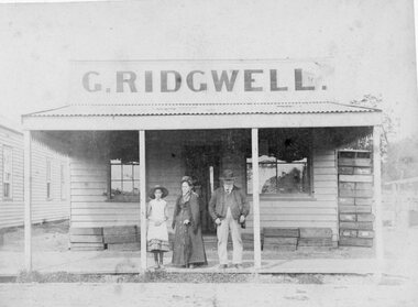 Photograph, Georgs Ridgewell Newington Hotel Stawell 1882-1883