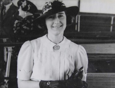 Photograph, Beatrice Ellie McGregor nee Clearson