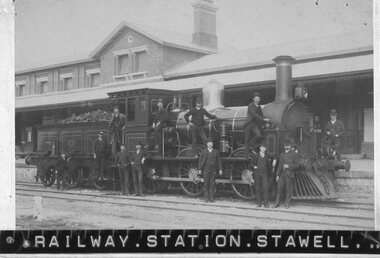 Photograph, E Class Steam Engine in front of Stawell Railway Station c1880