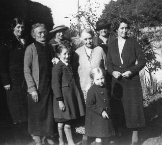 Photograph, Cragg/Bird family group.   c1930