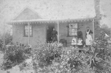 Photograph, Wearmouth Family House in D'Arcy Street behind 52 Smith Street