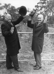 Photograph, Stawell People in Horsham Paper Wimmera Advertiser