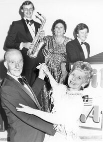 Photograph, Stawell People in Horsham Paper Wimmera Advertiser