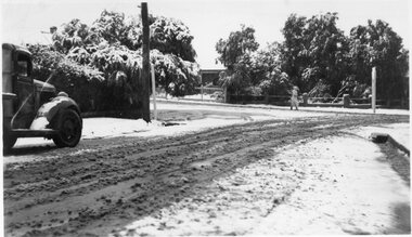 Photograph, Snow at Stawell 1949 Truck at intersection