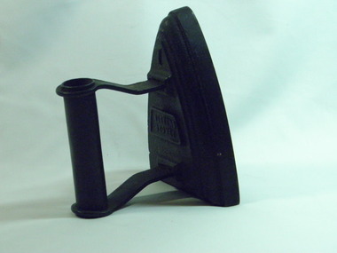 Flat Iron, Metters