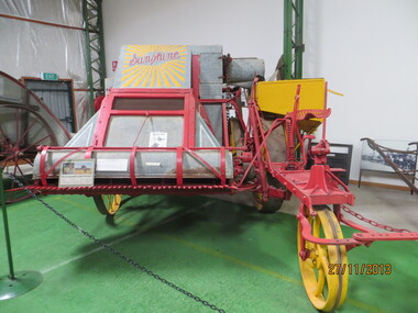 Stripper Harvestor, 1916