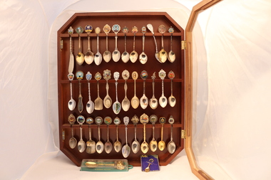 Teaspoon collection 36 spoons