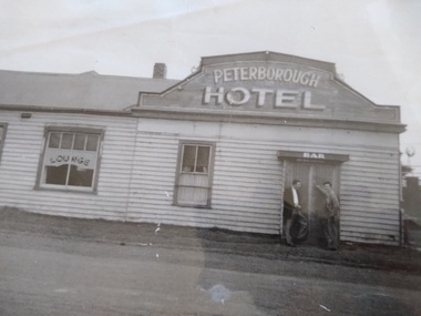 Photograph - Peterborough Hotel