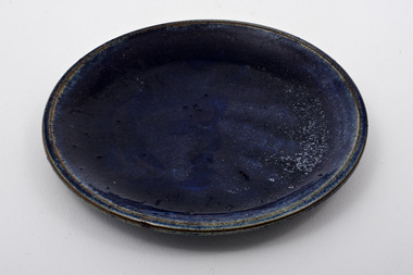 Pottery (plate): Alma Shanahan (b.1923 - d.2015 Vic, AUS), Small Blue Plate