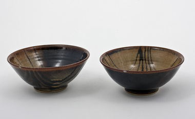 Pottery (boowls): Judy TREMBATH, Two Bowls