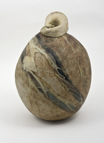 Ceramics (vessel): Sylvia HALPERN (b.1918 JAP-d.2008 AUS), Large Vessel