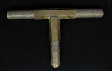 "T" for Oxygen Cylinder