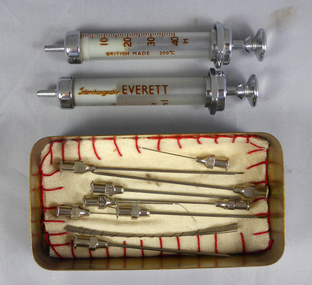Hyperdermic Syringe x 2, & Needles, Metal Box