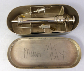 Hyperdermic Syringe & Needles, Metal Box