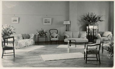 1951 November, Baxter Lounge, Nurses Home