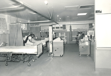1982?, ICU Patient Cubicles
