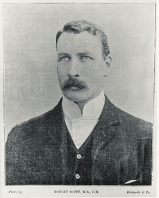 Dr Robert Scott