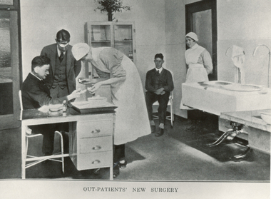 1927, Casualty Ballarat Base Hospital - in Sovereign Remedies