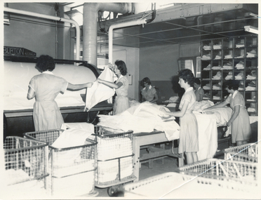 1961 Laundry - has many names on back