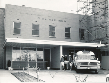 Ambulance Entrance Sloss House, 1970s, Sr H W Menadue, Sr G Pennant