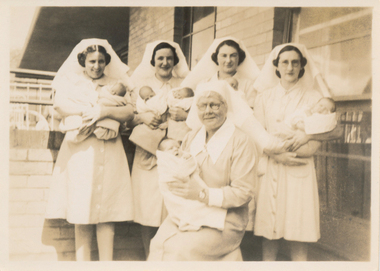 Sr Jean Harris, Midwifery