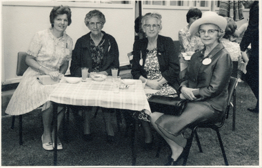 Midwifery Reunion, 2 Feb 1972, Ogden, Buchanan, Little, Langham