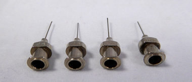 Hypodermic Needles, Tin with Size 26 & 25