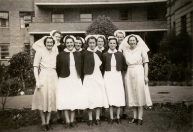 Patricia Gardiner (nee McCarthy) commenced training June 1945  x 12 photos - PTS, Graduation, Portraits
