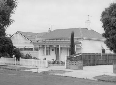 Photograph (item) - House At 7 Sydney Street Albion