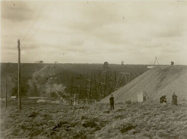Photograph - Maribyrnong railway bridge construction, 1928