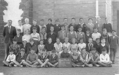 Photograph - Deer Park State School 1954 Class Photographs