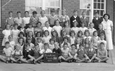 Photograph - Sunshine State School 1952 Class Photographs