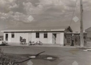 Photograph - 45 Main Rd West - St. Albans Post Office