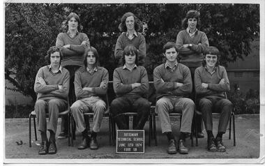 Photograph - Tottenham Technical School 1974 Form 5B Photograph