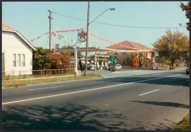 Photograph - Ballarat Road 99 Maidstone - Caltex Service Station Photograph