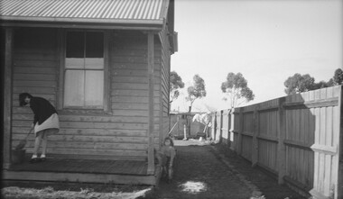 Photograph - Braybrook State School Caretakers Cottage Photographs