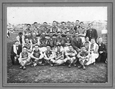 Photograph - Sunshine Football Club Team Photo, [1928-1930]