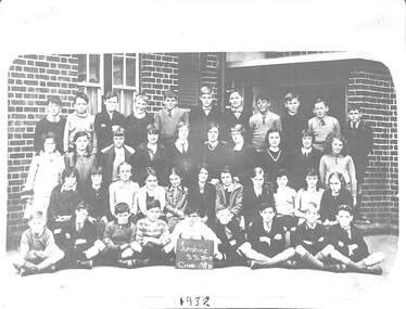 Photograph - Sunshine State School No 3113 1932 Grade VI B Class Photograph, 1932
