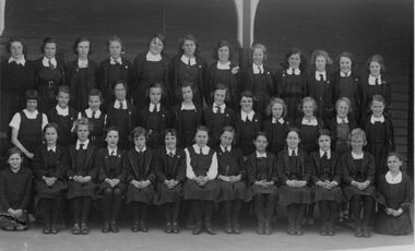 Photograph - Sunshine Girls Technical School group portrait, 1934?, [1934]