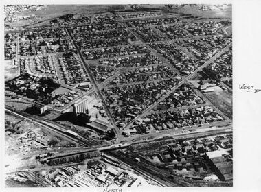 Photograph - Aerial pictures of the Albion & Sunshine district, 1961 & 1994