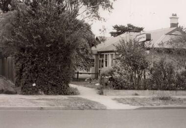 Photograph - Sunshine Community Hospital King Edward Ave Albion, 1991