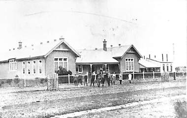 Photograph - Sunshine Technical School building  & various sports teams 1930s, [1930s & 1980s]