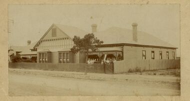 Photograph - Hampshire Road Sunshine Boarding House 1920s, [1920s]