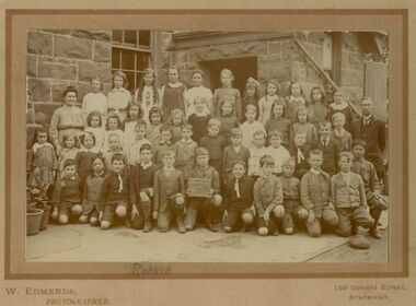 Photograph - Deer Park Primary School - students & teachers 1919 Photograph, 1919