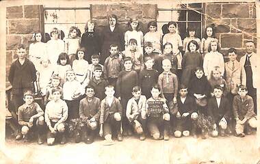 Photograph - Deer Park School Students 1922 Photograph, 1922