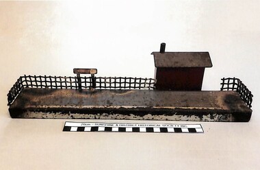 Photograph - Albion Station Model, Bajada, Melchior